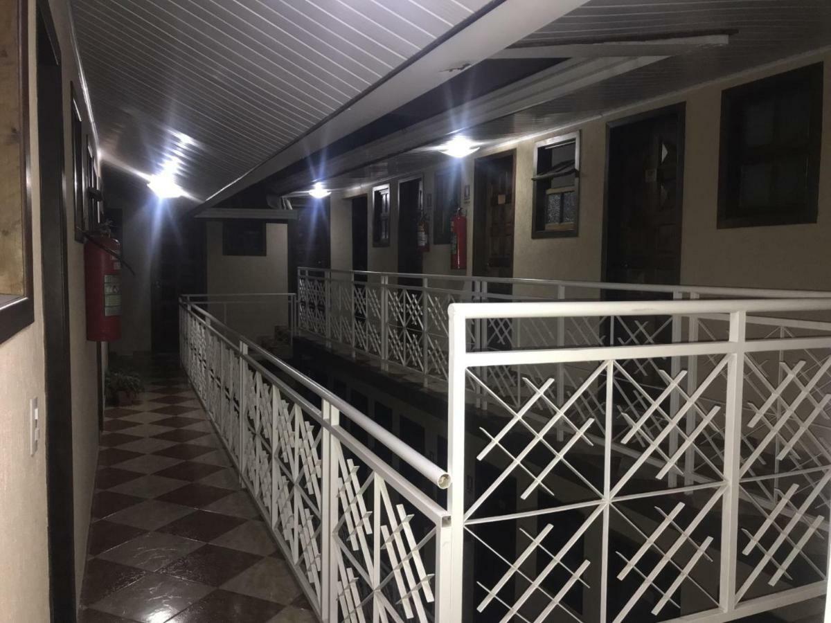 Piemont Hotel Куритиба Экстерьер фото